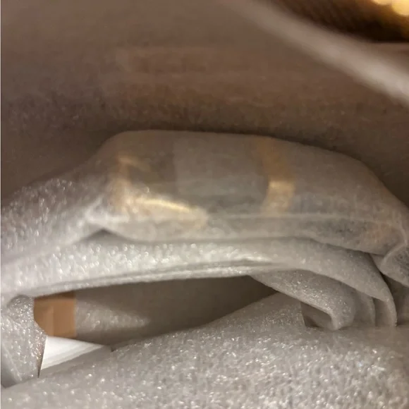 Michael Kors Orchard Barrel Top Handle Crossbody Shoulder Bag Camel - Picture 6 of 6